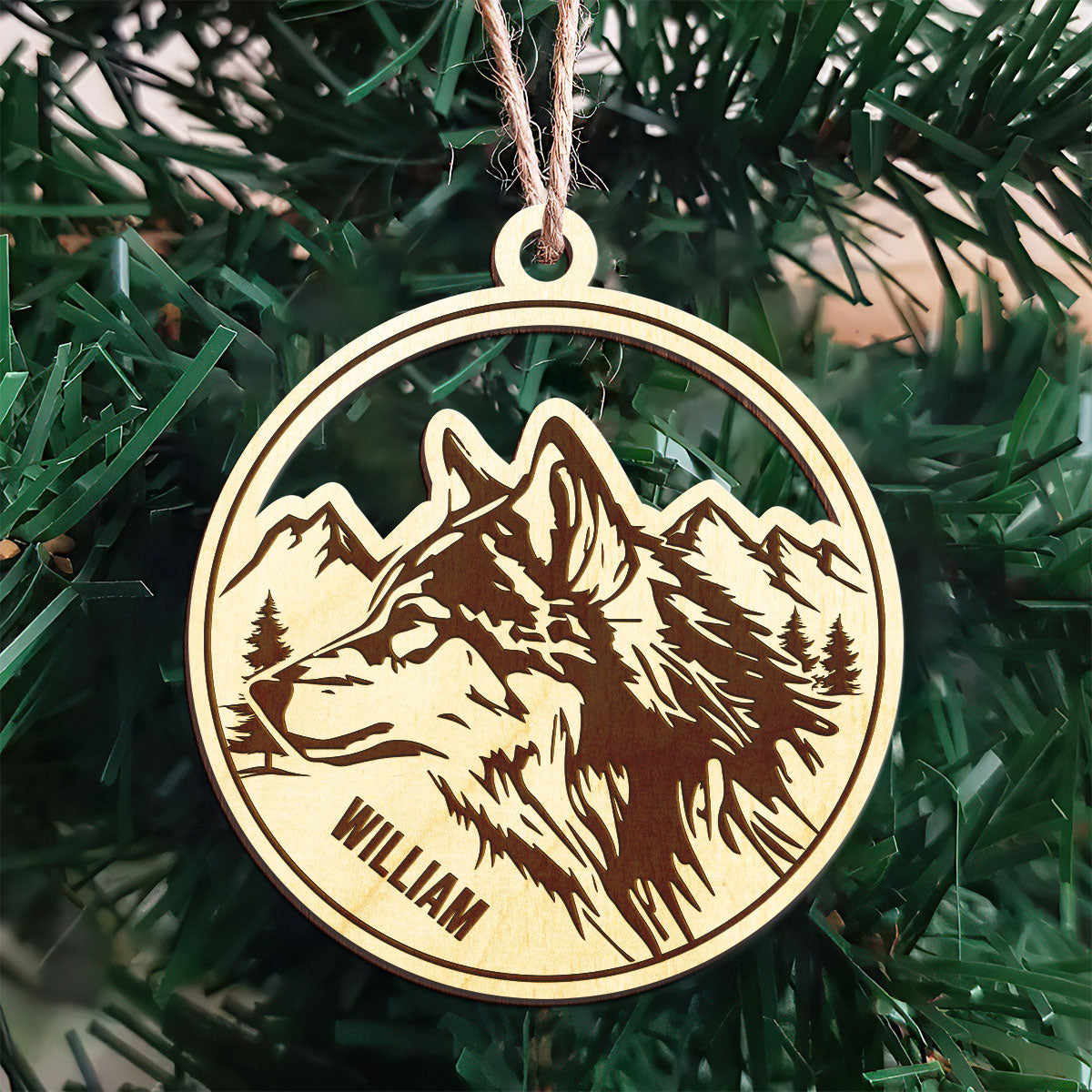 Wolf Personalized Wood Ornament DS-12