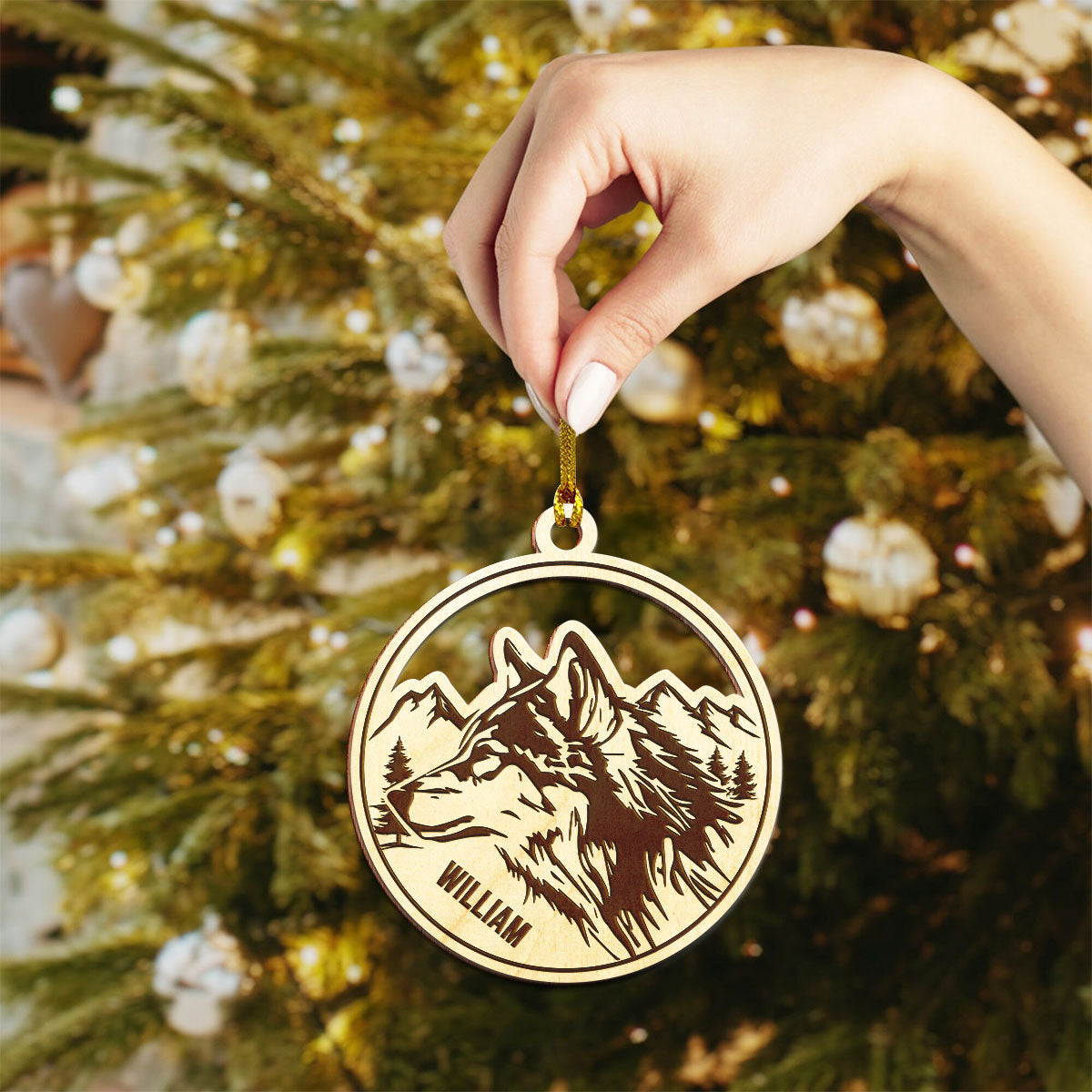 Wolf Personalized Wood Ornament DS-12