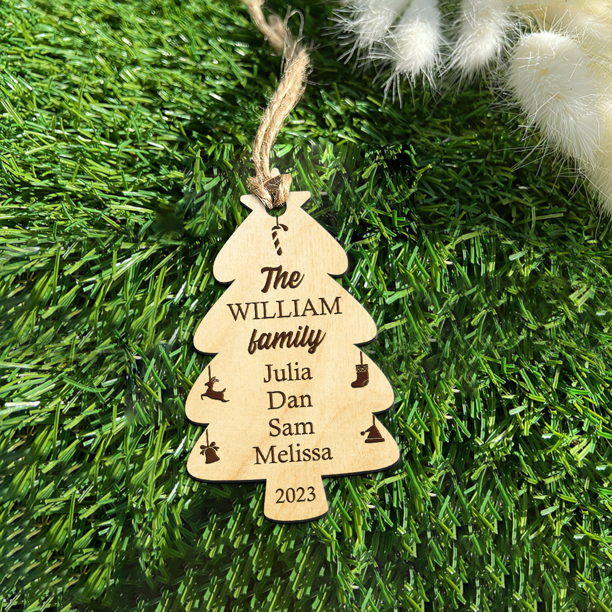 Family Tree - Personalized Christmas Wood Ornament DS-58