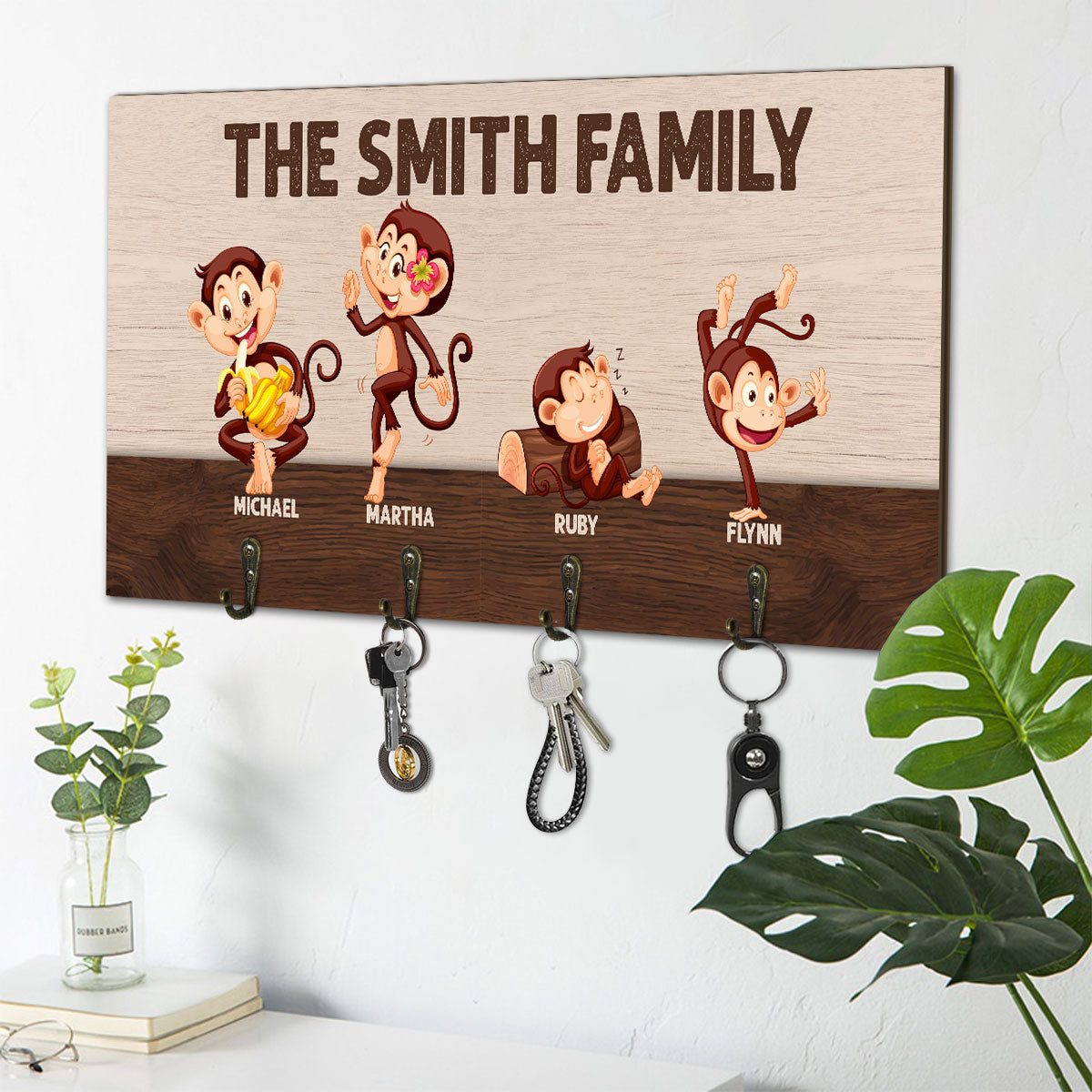 The Monkey Family - Personalized Key Holder DSUWKHCSDN1968M