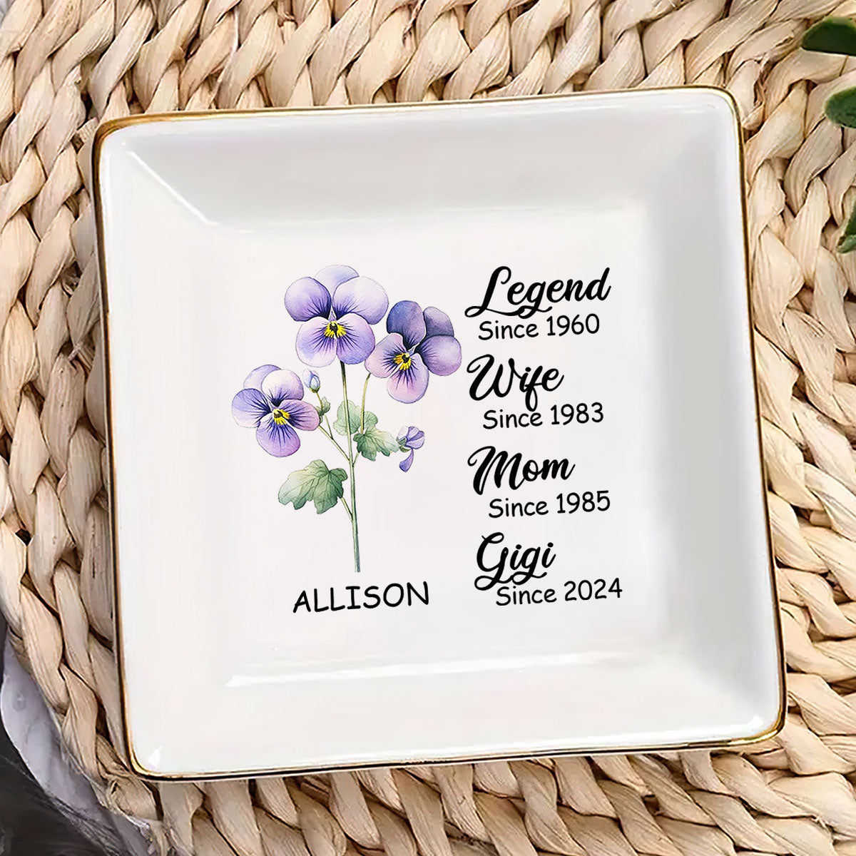 Legend Wife Mom Grandma - Personalized Jewelry Dish DSJDHLN1904L