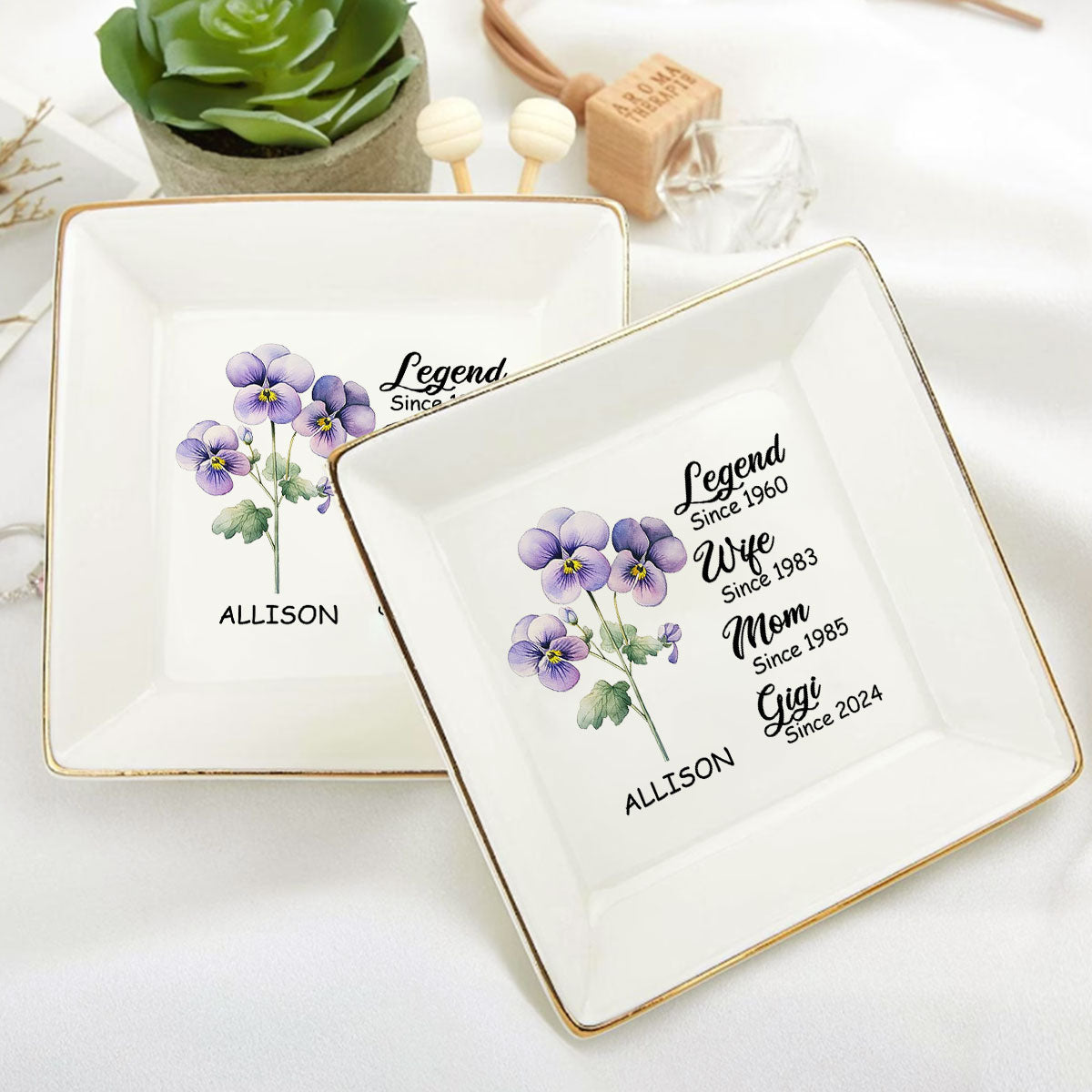 Legend Wife Mom Grandma - Personalized Jewelry Dish DSJDHLN1904L