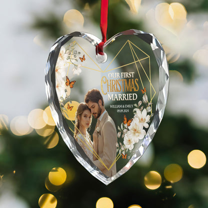 Our First Christmas Married - Personalized Heart Shaped Glass Ornament DSHGOHLPA2325M