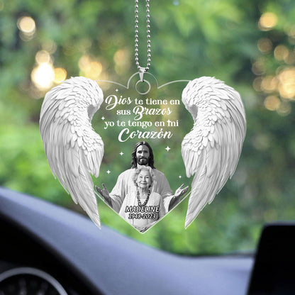 Dios Te Tiene En Sus Brazos Yo Te Tengo En Mi Corazón - Personalized Custom Car Ornament DSUPCHODN2012D